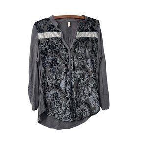 Anthropologie Tiny Womens Gray Silver Sheer Velvet Sequin Button Shirt Size L